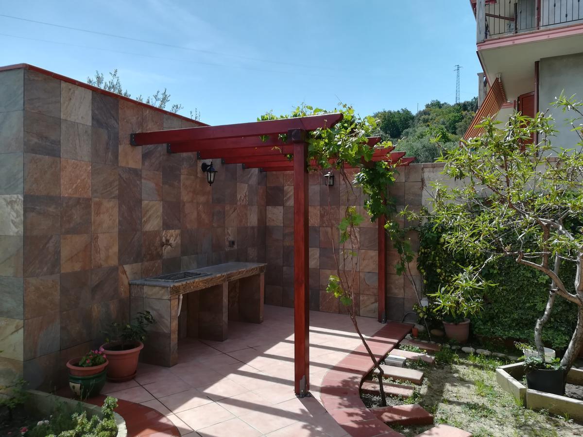 La Collina Capo D'Orlando Bed and Breakfast Exteriör bild